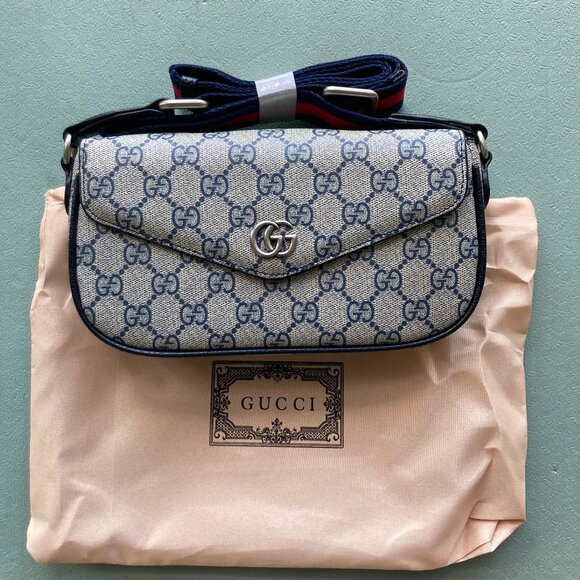 NWT Gucci Vintage Monogram Shoulder Bag Small - Picture 1 of 9